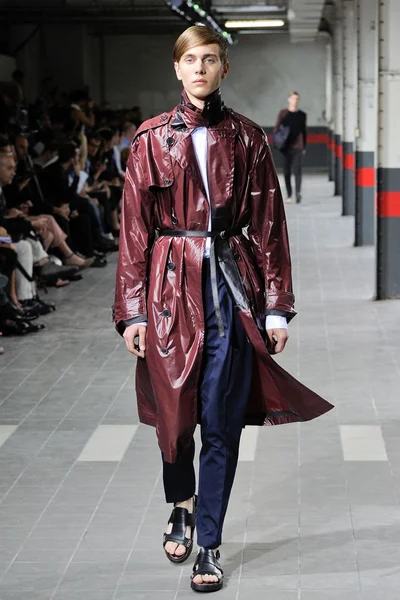 Look 40